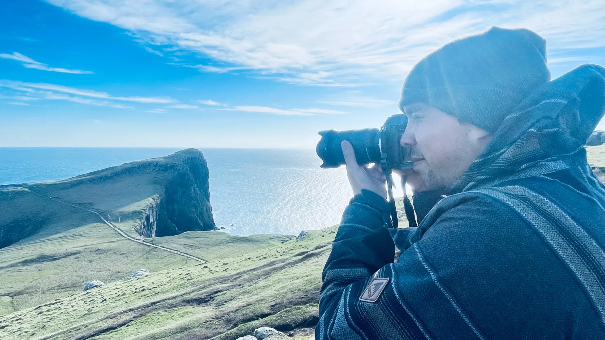 Miguel en Neist Point, en la isla de Skye, Escocia